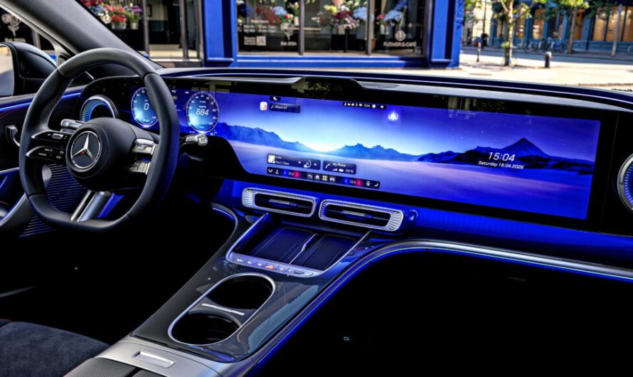 Mercedes зменшив кількість дисплеїв у новій моделі C-Class, замінивши їх одним великим екраном