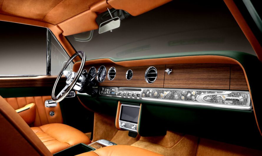 Halcyon встановлює ціну на рівні Rolls-Royce за V8, якому вже шість десятиліть