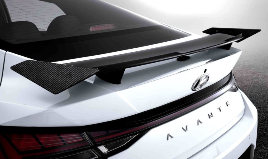 Каталог тюнінг-аксесуарів Hyundai N пропонує спойлер за 3500 доларів для автомобіля вартістю 35 тисяч