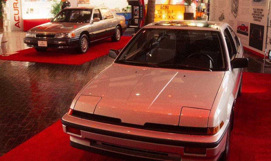 Ретро-салон Acura 1980-х років перевершує всі сучасні рекламні кампанії бренду