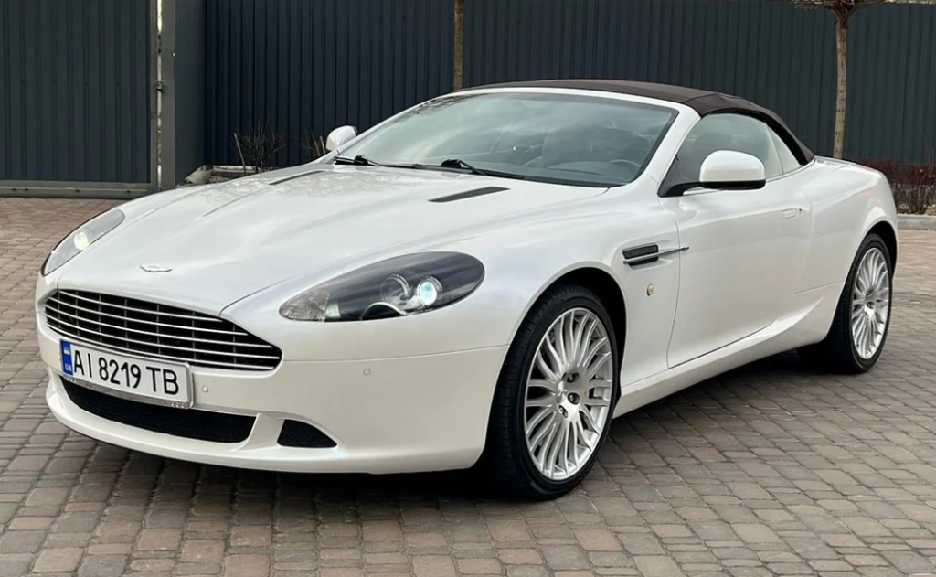 Aston Martin DB9 Volante