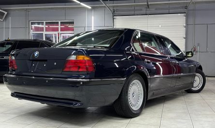 BMW L7 E38