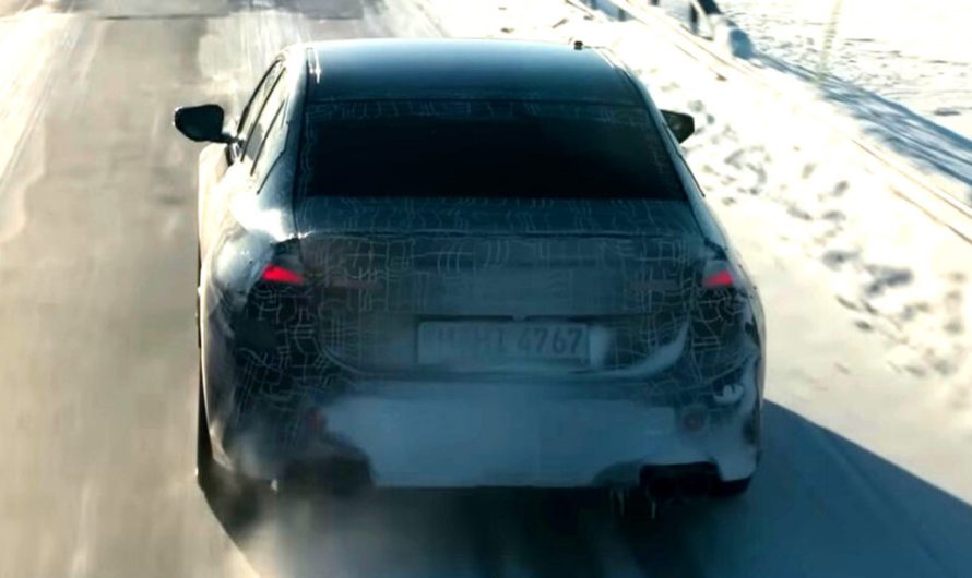 Нова серія BMW 3 отримала чотири вихлопні труби, але це не та модель, яку ви уявляєте