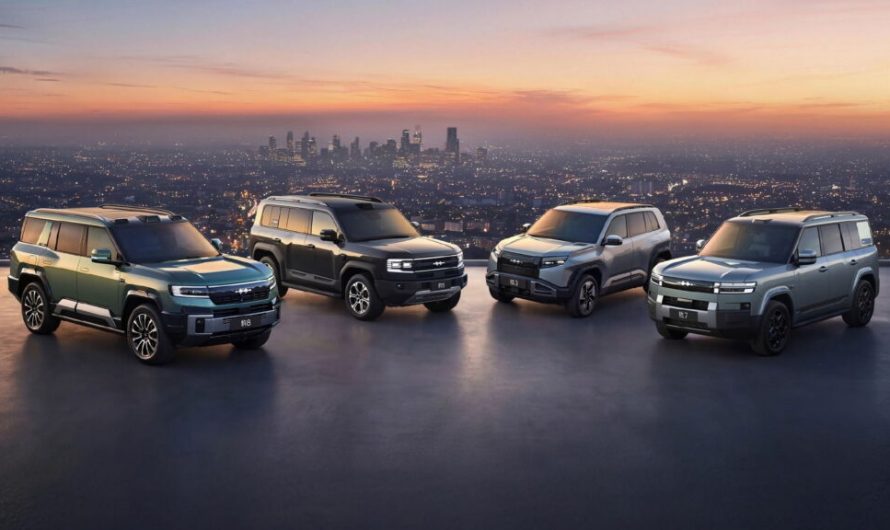 Китайський бренд позашляховиків BYD представив 1000-сильний суперкар і три низькі спортивні седани