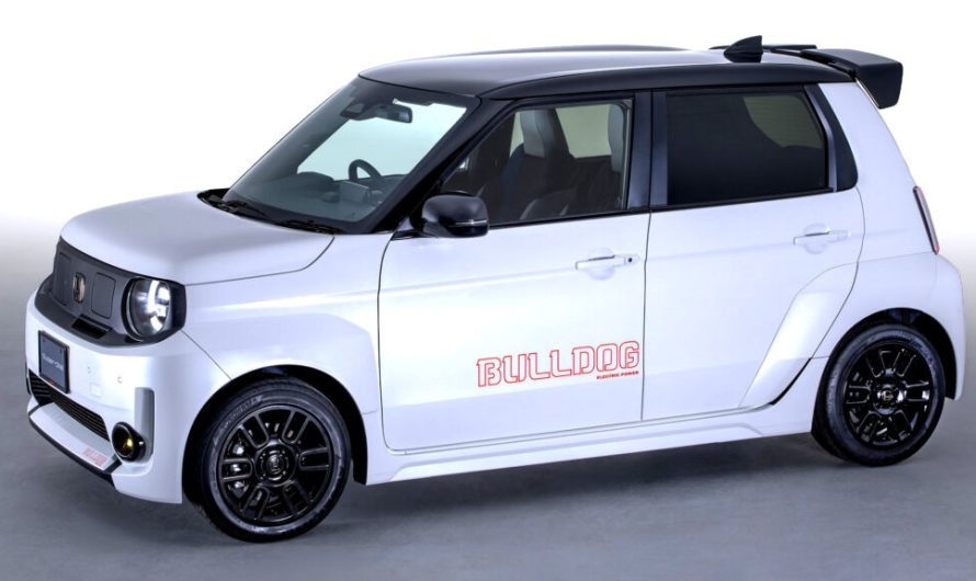 Honda довгі роки ховала назву Bulldog, а тепер розміщує її на дверях