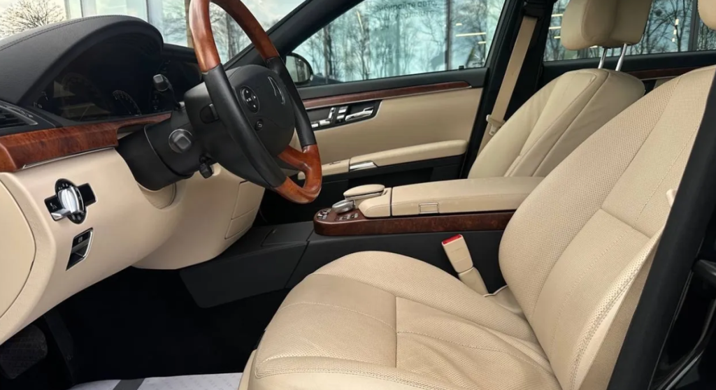 Mercedes-Benz S-Class 2008