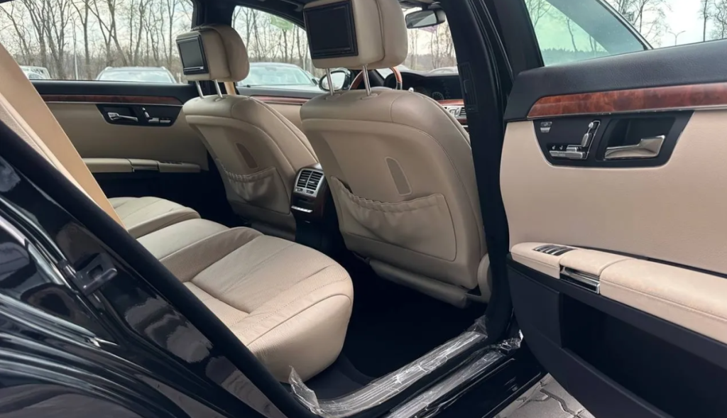 Mercedes-Benz S-Class 2008