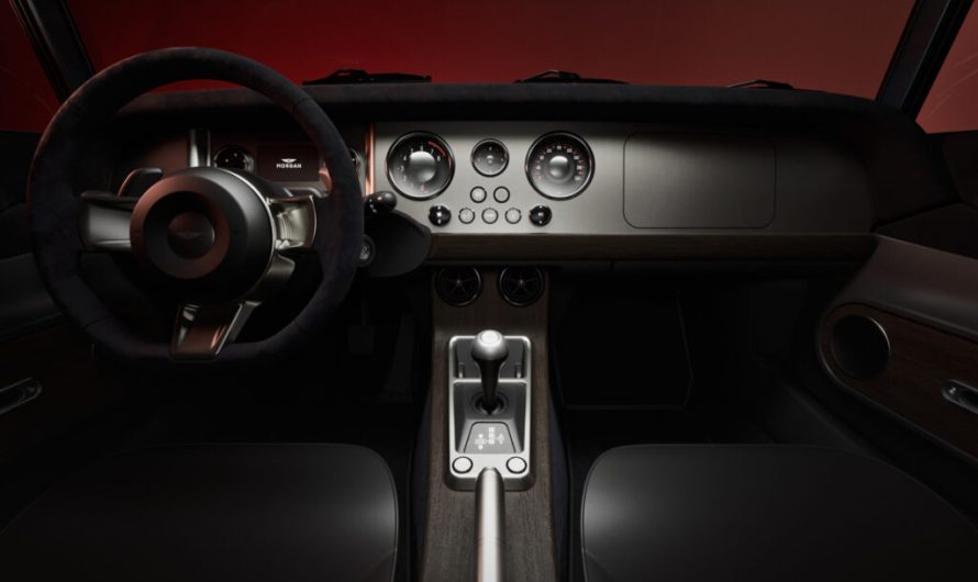 Той самий двигун, що й у Toyota GR Supra, стоїть у «Моргані» за 153 000 доларів, який виглядає наче з далекого 1938-го