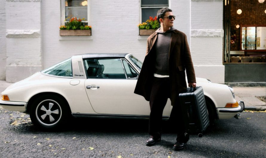 За 1925 доларів можна отримати Porsche з індивідуальними дисками та багажною біркою — найкумедніший спосіб володіти брендом