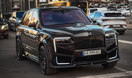 Rolls-Royce Cullinan у тюнінгу від Mansory