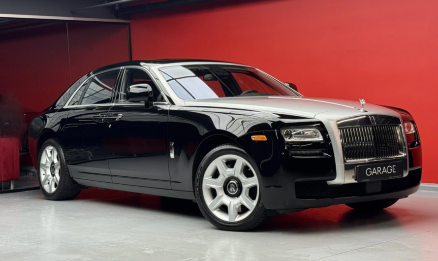 Капсула часу: Rolls-Royce Ghost 2010 з пробігом лише 8000 км продають у Києві (фото)