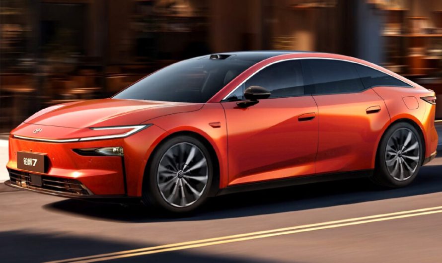 Toyota bZ7 перевершує Model S за розмірами та доступніший за Model 3. В Китаї 3100 авто замовили за годину
