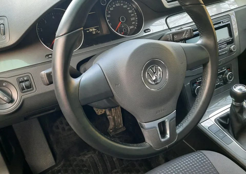 Volkswagen Passat 2010