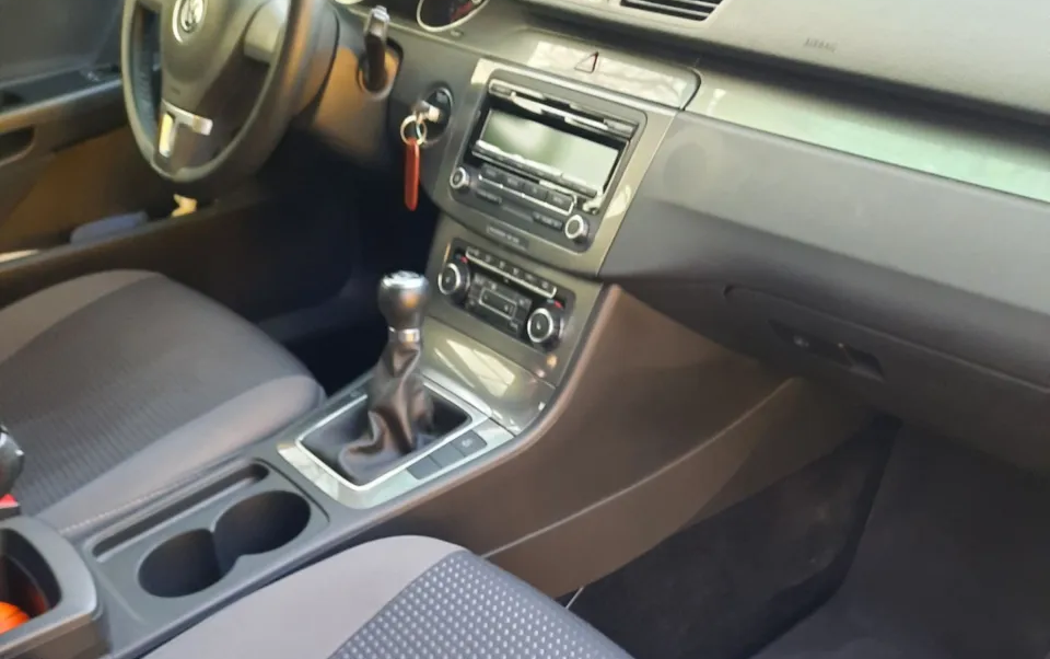 Volkswagen Passat 2010