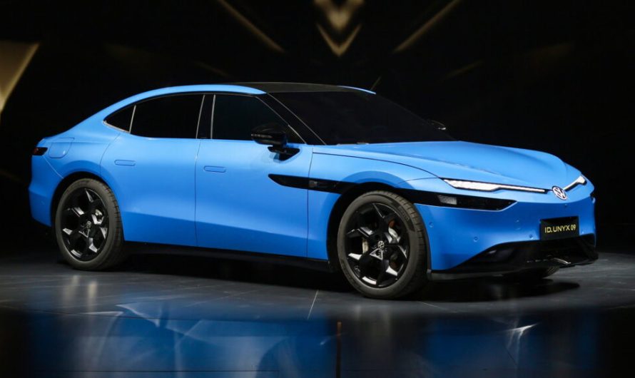 Ось переписаний заголовок українською мовою: 25 років VW панував у Китаї, тепер молодь називає його авто для батьків