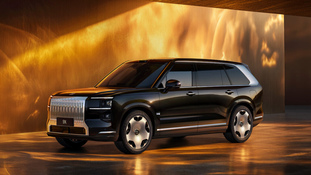 Демократи рідко підтримують тарифи Трампа, поки не йдеться про китайських автовиробників