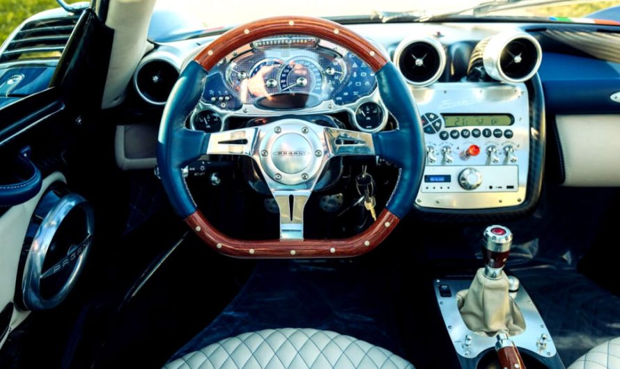 Більшість нових суперкарів уникають механіки, а цей Pagani за 14 млн доларів – ні