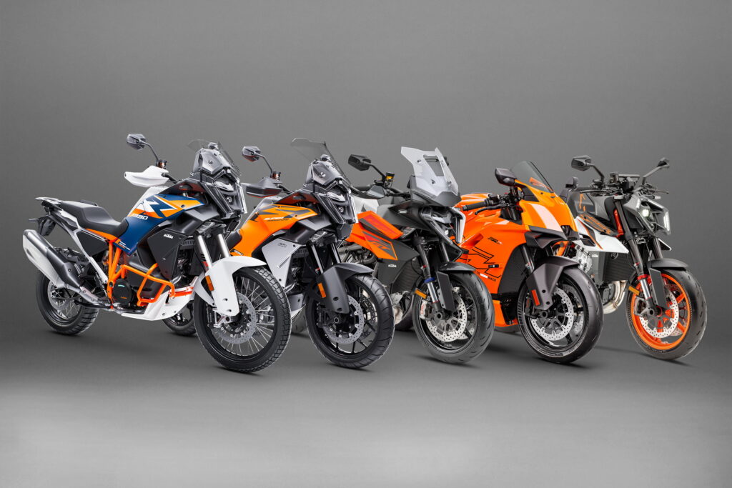 Дорожні та пригодницькі моделі KTM