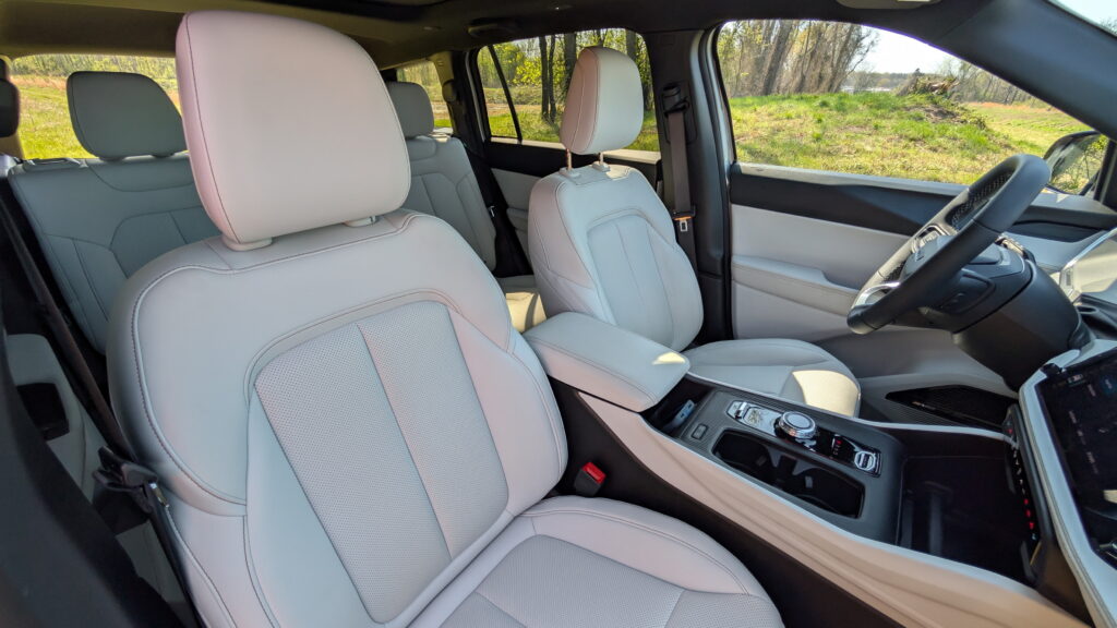 Jeep’s 2026 Cherokee Stopped Pretending To Be A Jeep, And It Drives Better For It