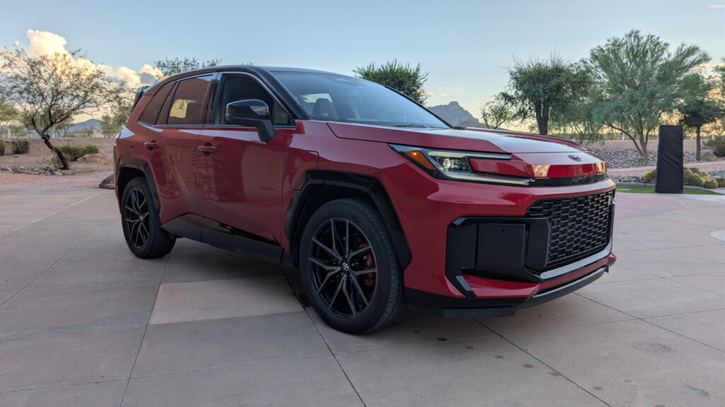 Jeep’s 2026 Cherokee Stopped Pretending To Be A Jeep, And It Drives Better For It