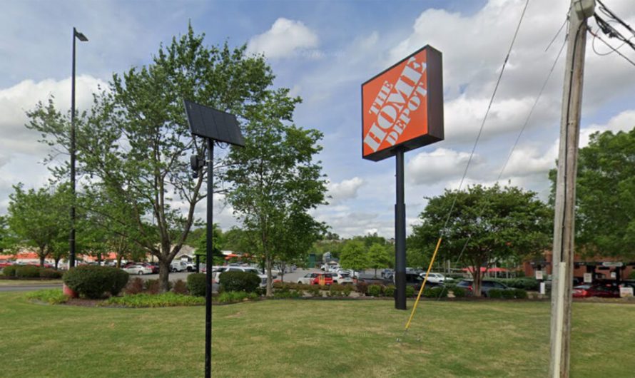 Home Depot та Lowe’s зчитують ваші номерні знаки, і влада Коннектикуту вимагає пояснень