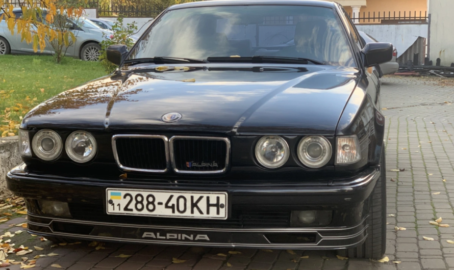 Культовий 35-річний BMW Alpina B12 з мотором V12 продають у Хмельницькому (фото)