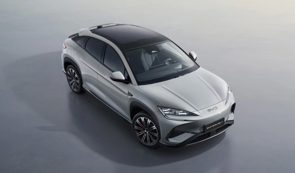 BYD Sealion 7