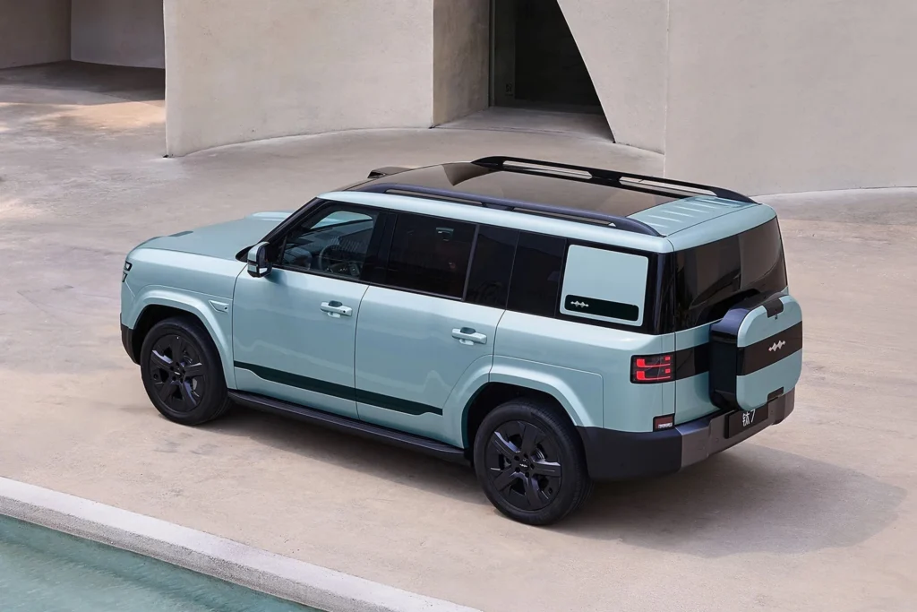 BYD планує кинути виклик Land Rover Defender на його рідній території