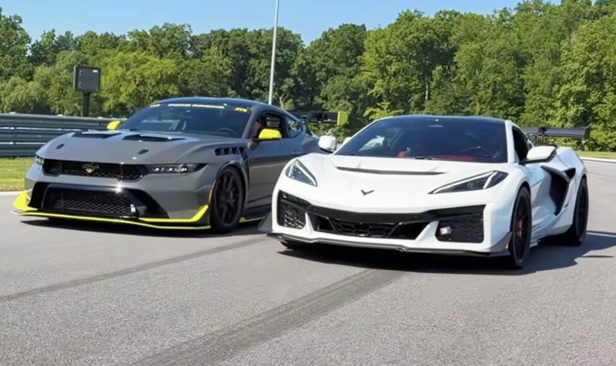 У Mustang GTD професійний пілот, а ZR1 видає 1180 кінських сил на колесах. Переміг лише один