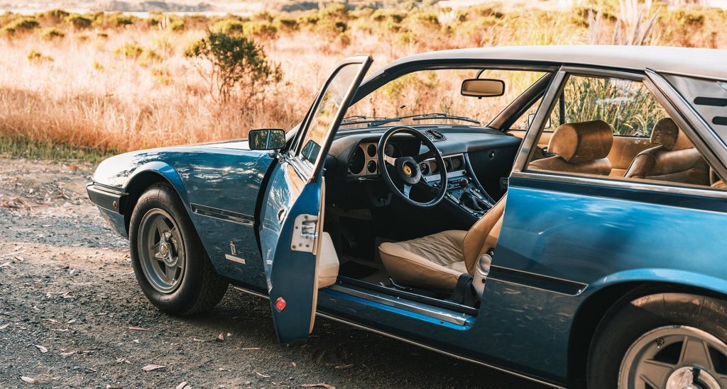 Ferrari 365 GT4 2+2