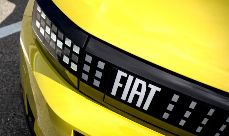 Нова заміна Fiat Pandina: три місця, а водій — у центрі