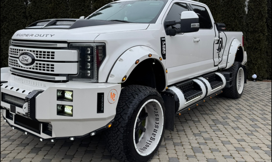 Ford F-250 в ексклюзивному тюнінгу продають у Рівному (фото)