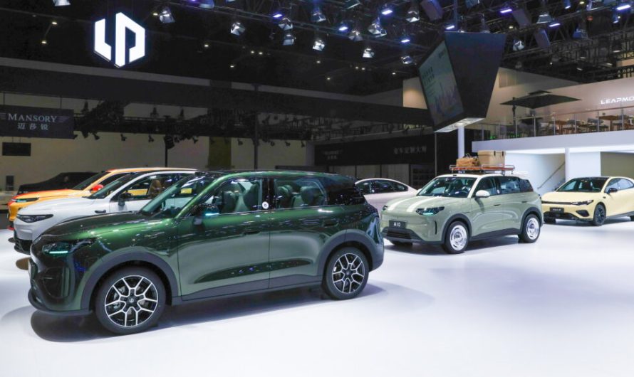 Stellantis планує продавати європейцям китайський позашляховик за 10 тисяч доларів майже втричі дорожче, при цьому залишаючись дешевшим за VW
