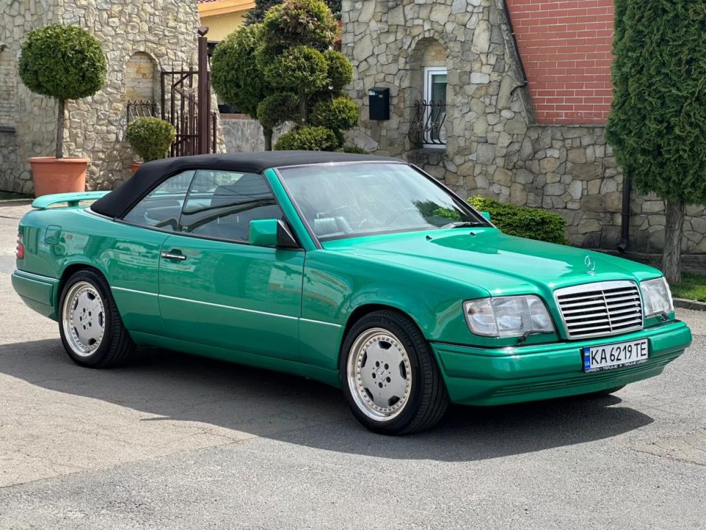 Mercedes-Benz E320 Cabriolet