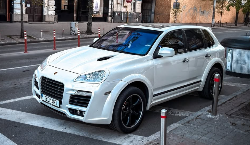 18-річний Porsche Cayenne Turbo S в обвісі “Magnum” by TechArt з’явився у Києві (фото)