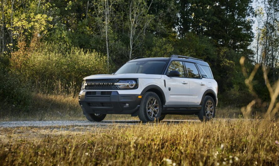 Компанія Ford наказала 4 653 власникам негайно припинити користування своїми автівками Maverick та Bronco Sport