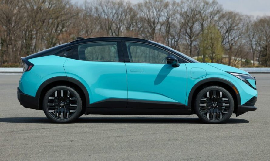 Nissan видалив допис із “тролінгом” Ferrari Luce, а Mazda натомість подвоїла зусилля