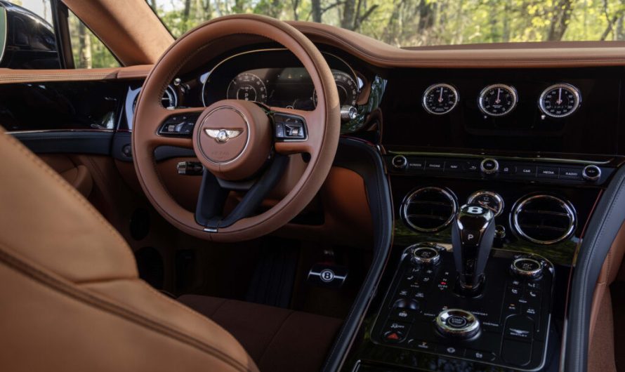 Вісім Bentley за 290 тисяч доларів виїхали із заводу з невірними карданними валами