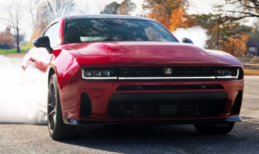 Компанія Dodge не може продати Charger американцям, тому спробує щастя з європейцями