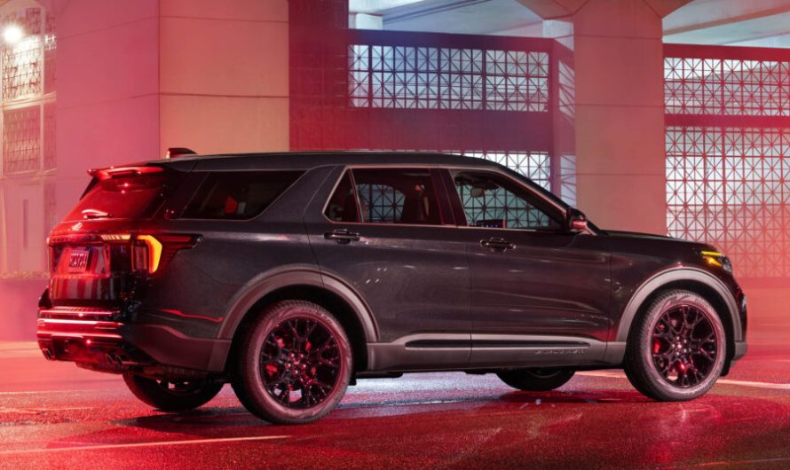 Новий пакет Sinister від Ford для Explorer ST нагадує вампіра з гумовими іклами