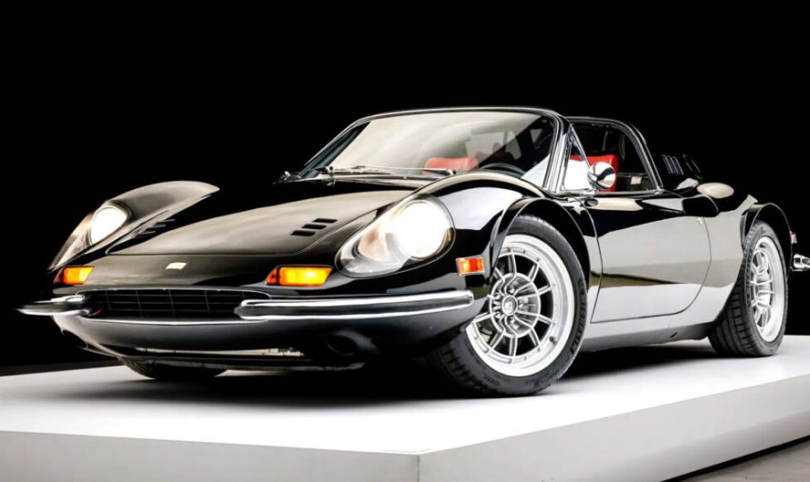 Ferrari Dino замінив оригінальний V6 на V8, і це підняло його ціну на аукціоні понад 800 000 доларів