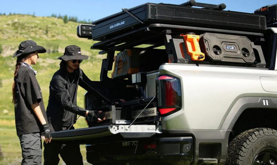 Новий китайський пікап із дизайном Land Cruiser кидає виклик Toyota Hilux