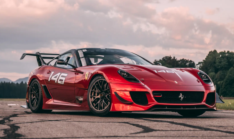 Один з 45: гоночний Ferrari 599XX Evo виставили на аукціон за 2,5 млн євро