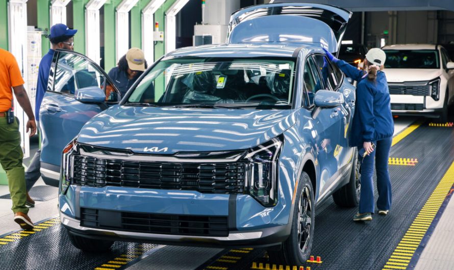 Hyundai збудував у Джорджії завод виключно для електрокарів, а тепер випускає там гібриди Kia