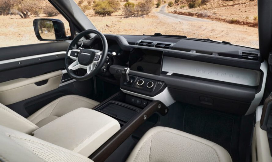 Компанія Land Rover призупинила продажі трьох позашляховиків через дрібний дефект гелю