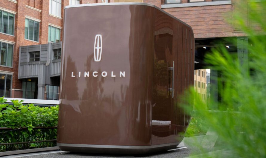 Останній рекламний трюк Lincoln виглядає як надзвичайно розкішний біотуалет