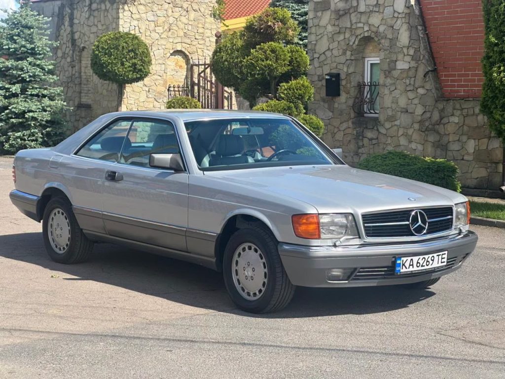 Mercedes-Bernz 560 SEC