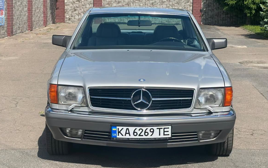 Mercedes-Bernz 560 SEC
