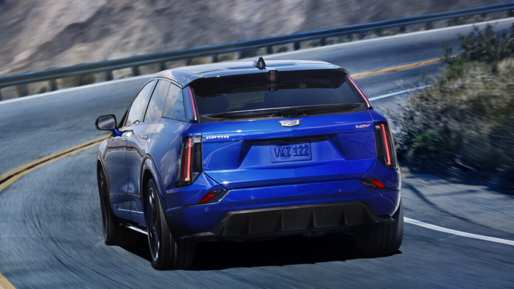 Cadillac Optiq V 2026 в русі