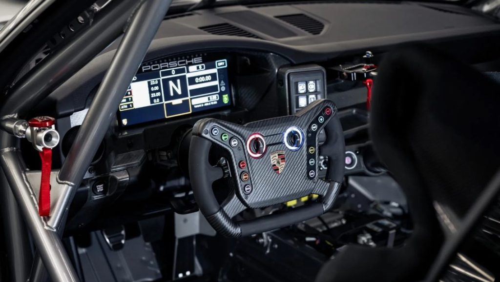 Porsche 911 GT4 R